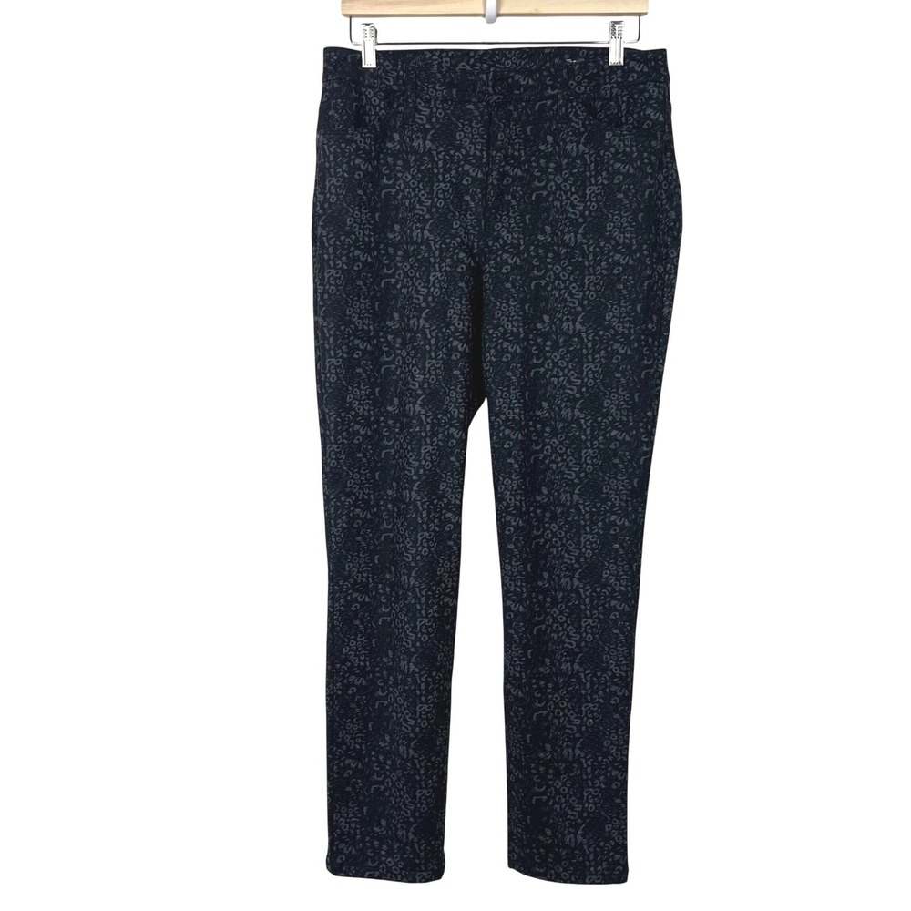 Chico's Slim Leg Tonal Leopard‎ Print Pants Black Grey Size 0.5R US 6R Stretch